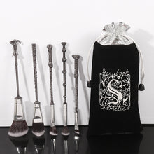 Load image into Gallery viewer, Harry Potter Wands Makeup Brush Set - Panashe Essence 
